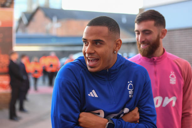 争四形势异 争四形势异